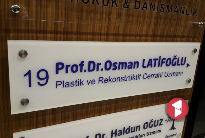 Neorama İş Merkezi kat kapı tabelaları, prof osman latifoğlu