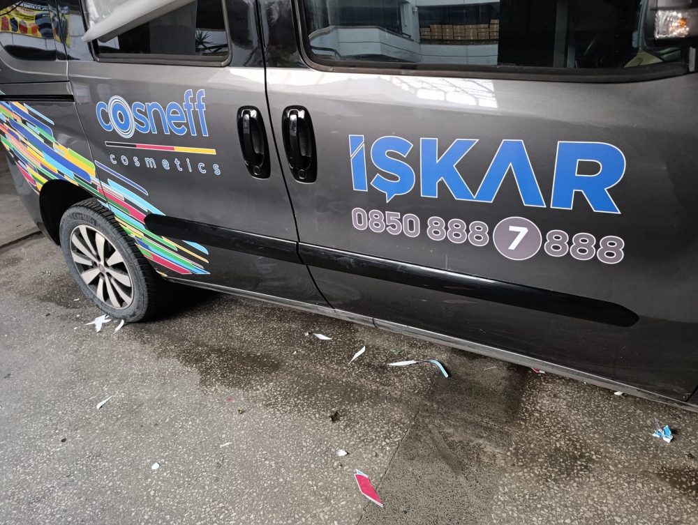 Gri doblo araç kaplama